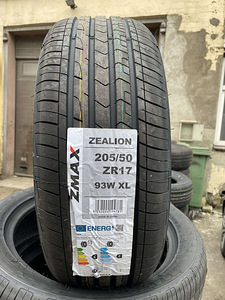 205/50/17 ZMAX ZEALION 93W XL