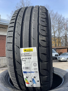 235/55/18 Kormoran UHP 100V (1 foto / 1)