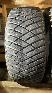 225/50/17 goodyear ice arctic 9mm üksikrehv (1 foto / 1)