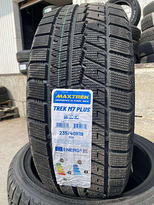 235/40/19 Maxtrek M7 Plus 92h зимние шины