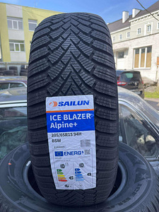 205/65/15 Sailun Iceblazer AlpinePlus 94h lamellrehvid (1 foto / 1)