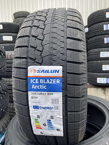 205/50/17 Sailun Iceblazer Arctic 89h (1 foto / 1)