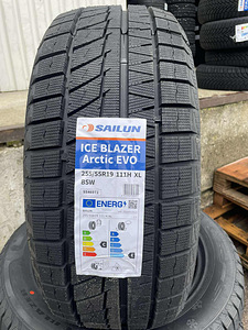255/55/19 Sailun iceblazer arctic evo 111h xl (1 foto / 1)