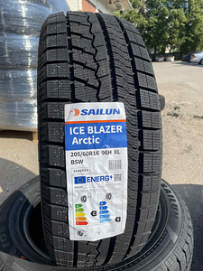 205/60/16 sailun iceblazer arctic 96h lamellrehvid (1 foto / 1)