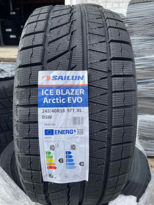 245/40/18 sailun iceblazer arctic evo 97t xl lamellrehvid (1 foto / 1)