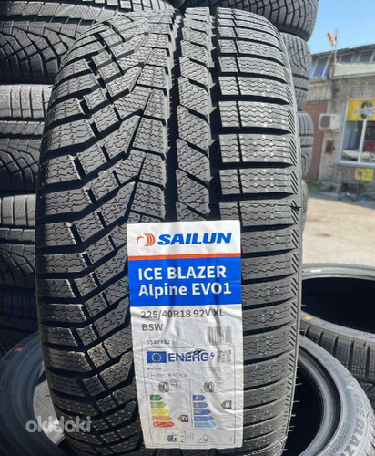 225/40/18 Sailun IceBlazer Alpine Evo1 92v xl