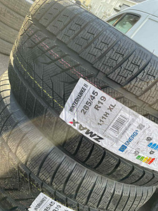 285/45/19 Zmax Winterhawke II 111h xl lamellrehvid (1 foto / 1)