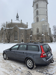 VOLVO V70 2010a. 1.6d 80kw (4 foto / 9)