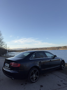 AUDI A4 B8 2008a. 3.0d QUATTRO (3 foto / 10)