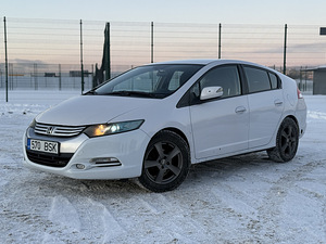 Продается Honda Insight автомат гибрид LPG (1 фото из 11)