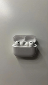 Оригинальные Airpods Pro 3 (5 фото из 7)