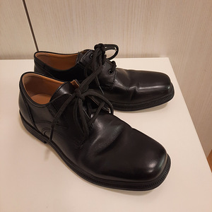 Peokingad poisile, Geox, s.35 (2 foto / 2)