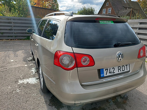 M/V VW Passat B6 2007a 2.0 103kw 4Motion (4 foto / 11)