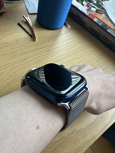 Apple Watch Series 6, 44 мм