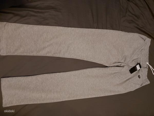 Новые светло-серые спортивные штаны TRENDHILL 2XL (фото #1)