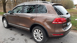 Volkswagen Touareg (6 foto / 13)