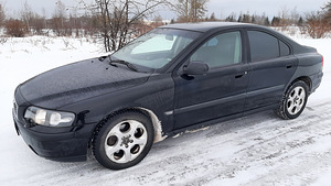 Volvo s60 (6 фото из 9)