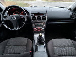 MAZDA 6 2.0TDI 100KW (7 foto / 10)