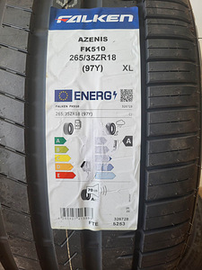 UUED 2TK FALKEN AZENIS FK510 265/35 ZR18 97Y XL (2 foto / 4)