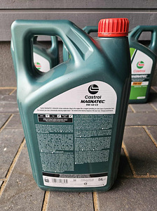 Uus mootoriõli CASTROL 5W40 MAGNATEC C3 5L (5 foto / 7)