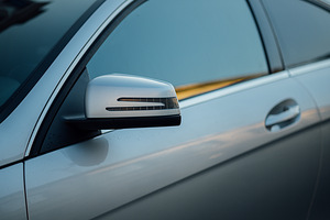 MERCEDES-BENZ C220 2011 (7 foto / 15)
