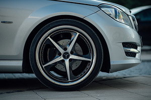 MERCEDES-BENZ C220 2011 (8 foto / 15)