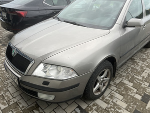 Skoda octavia 1.9 diisel (4 foto / 9)
