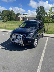 Toyota Land Cruiser 120 (3 foto / 11)
