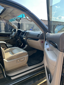 Toyota Land Cruiser 120 (8 foto / 11)