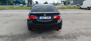 Honda Accord 2.4 2010 (2 foto / 8)