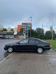BMW 530D 135kw Automat (6 foto / 11)