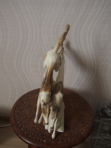 Antiikne portselanist figuur Hutschenreuther greyhoundid (3 foto / 8)