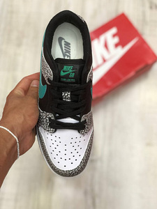 Nike tossud Dunk SB Madala atmosfääriga Elephant (3 foto / 5)