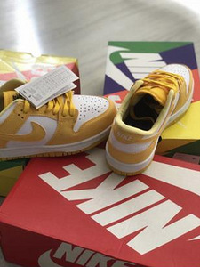 Nike tossud SB Dunk Low Laser Orange (4 foto / 4)