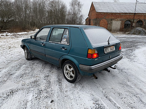 Volkswagen Golf 2 (2 foto / 3)