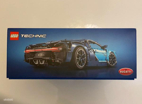 LEGO Technic 42083 Bugatti Chiron Лего Техник Бугатти Широн (фото #7)