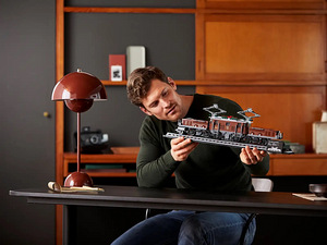 Lego 10277 Crocodile Locomotive Лего Локомотив Крокодил (6 фото из 10)
