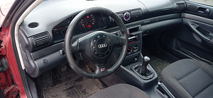 Audi A4 1.8T Quattro (4 foto / 6)