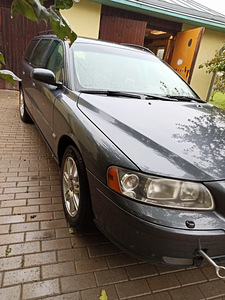 Varuosadeks Volvo V70 2005 a 2.4 bi-fuel (2 foto / 10)
