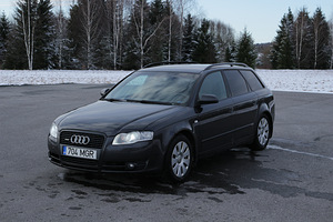 Audi A4 2.0TFSI S-Line Quattro (3 фото из 13)