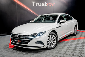 Volkswagen Arteon e-Hybrid Elegance (4 foto / 10)