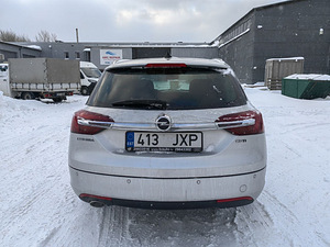 Opel Insignia 2016 (2 фото из 8)