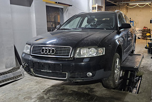 Audi a4 b6 2.5tdi 114kw manuaal Varuosad ühest autost