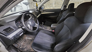 Subaru Outback 2.0d 110kw manuaal Varuosad ühest autost (5 foto / 6)