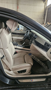 BMW F01 750xi varuosadeks (4 foto / 7)