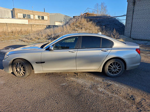 Varuosadeks BMW 730d (3 foto / 8)