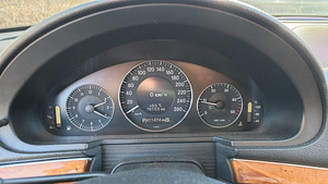 Mercedes-Benz E 200 CDI Elegance Facelift (8 foto / 12)