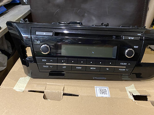 Toyota corolla 2013-2015 e180 cd stereo 86120-02f70 ( 53883)