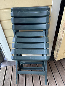Kokkupandav tool plastikust (2 foto / 3)