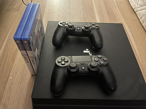 PLAYSTATION 4 +2 MÄNGU + 2 PULTI (1 foto / 1)